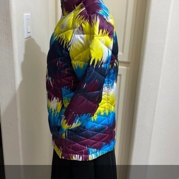THE NORTH FACE 550 Multi-Colored Girls XL Puffer Jacket EUC - Picture 4 of 10